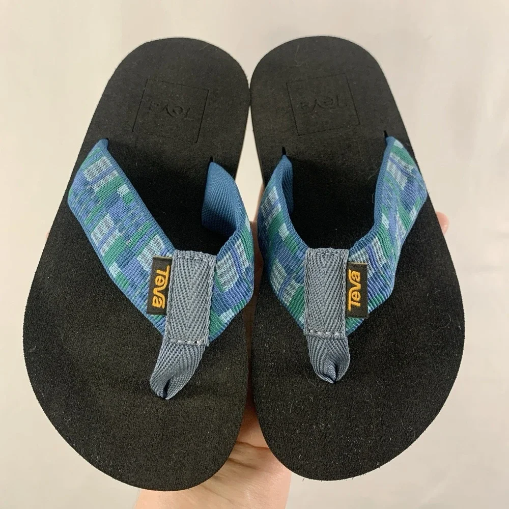 Teva Kids Patchwork Print Flip Flops Size 12 Blue Beach Outdoor Play Summer